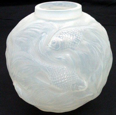 R. Lalique Formose Vase