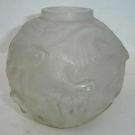 R. Lalique Formose Vase