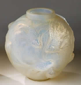 R. Lalique Formose Vase