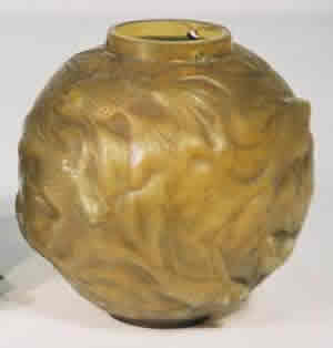 R. Lalique Formose Vase