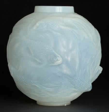 R. Lalique Formose Vase