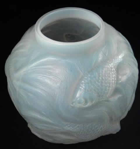 R. Lalique Formose Vase