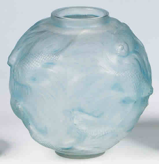 R. Lalique Formose Vase