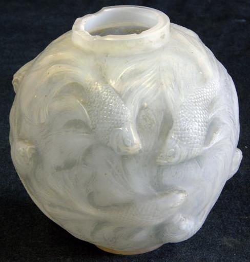 R. Lalique Formose Vase