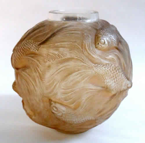 R. Lalique Formose Vase