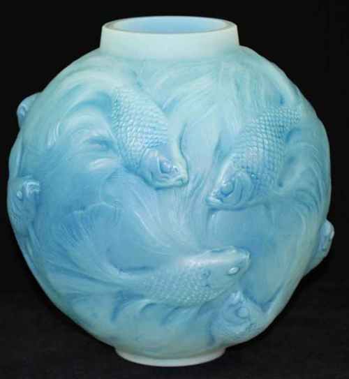 R. Lalique Formose Vase