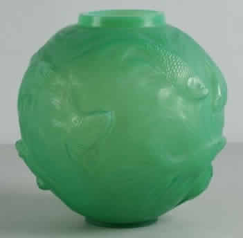 R. Lalique Formose Vase