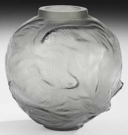 R. Lalique Formose Vase