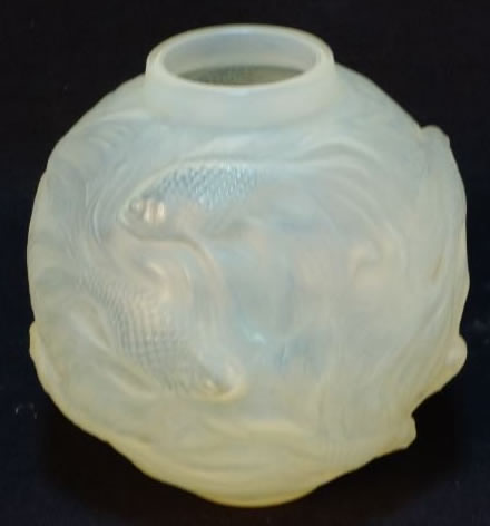 R. Lalique Formose Vase