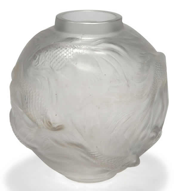 R. Lalique Formose Vase