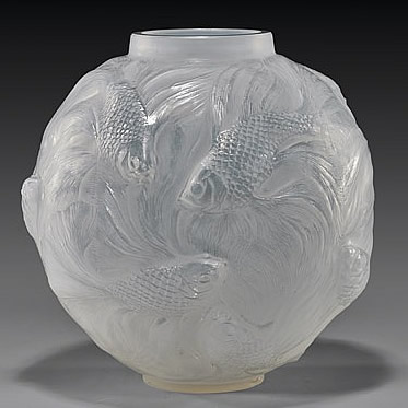 R. Lalique Formose Vase
