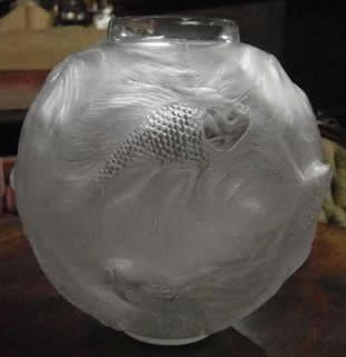 R. Lalique Formose Vase