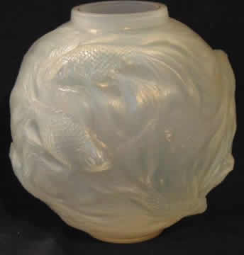 R. Lalique Formose Vase