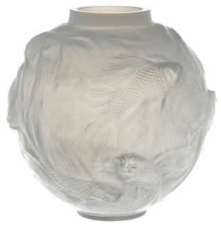 R. Lalique Formose Vase