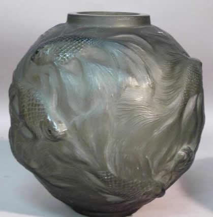 R. Lalique Formose Vase