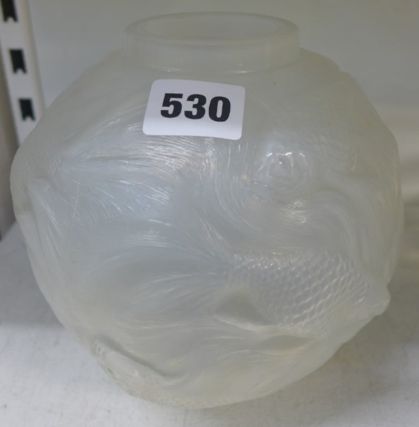 R. Lalique Formose Vase