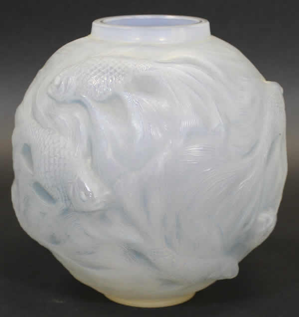 R. Lalique Formose Vase