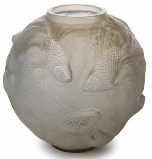 R. Lalique Formose Vase