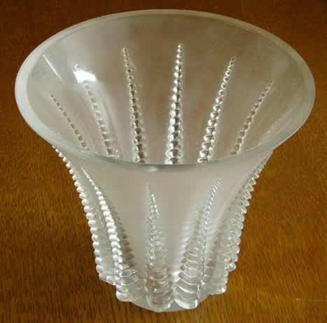 R. Lalique Font-Romeu Vase