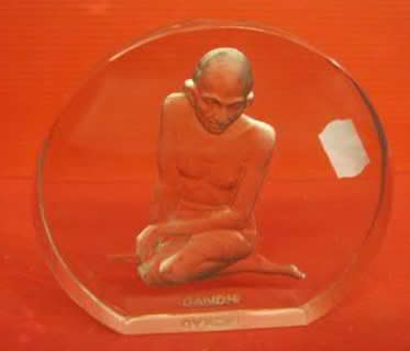 R. Lalique Gandhi Paperweight
