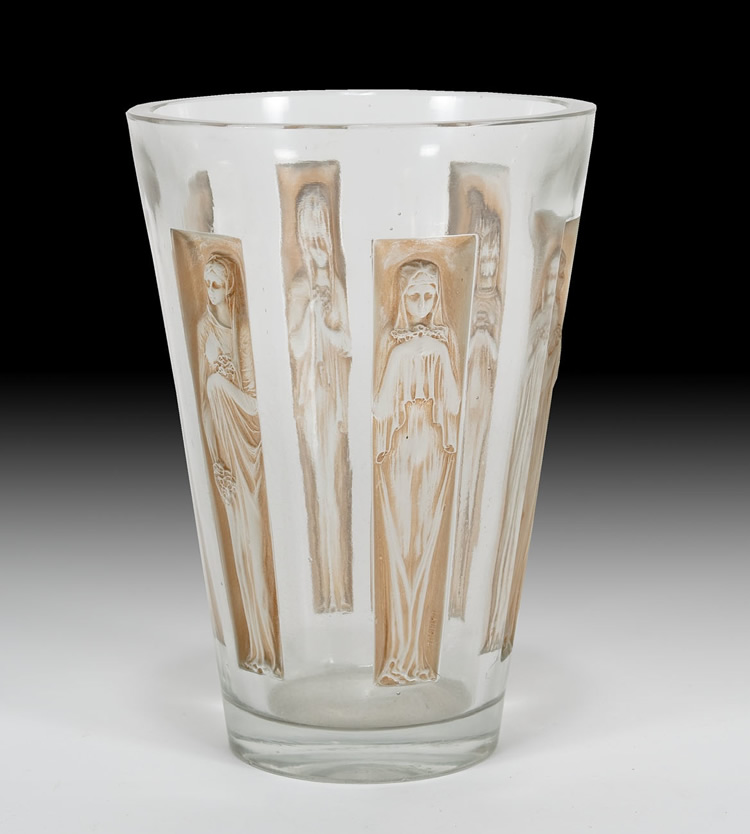 R. Lalique Goblet Six Figurines Vase
