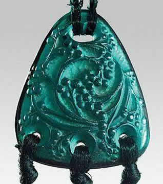R. Lalique Graines Pendant