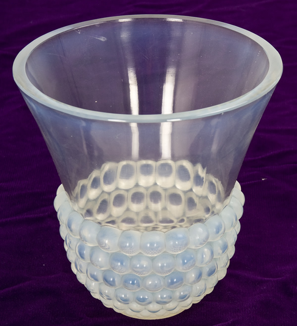 R. Lalique Graines Vase