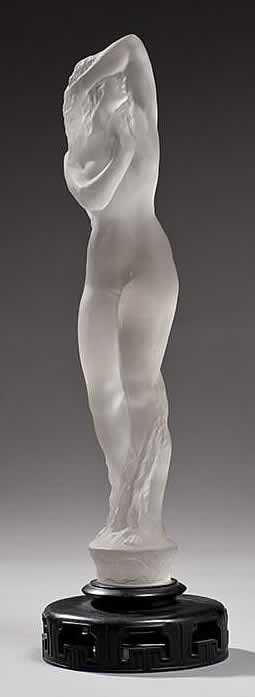 R. Lalique Grande Nue Socle Lierre Statue
