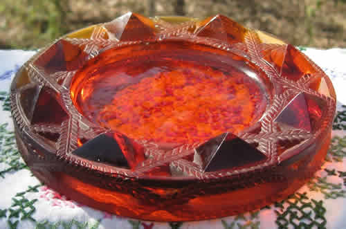 R. Lalique Grenade Cendrier