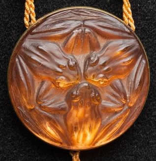 R. Lalique Grenouilles Brooch