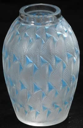R. Lalique Grignon Vase