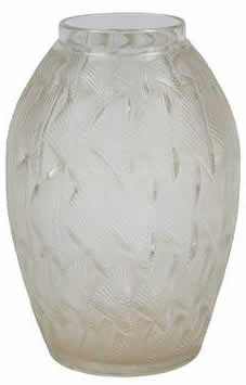 R. Lalique Grignon Vase