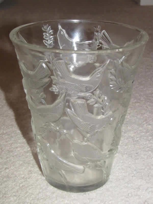 R. Lalique Grives Vase