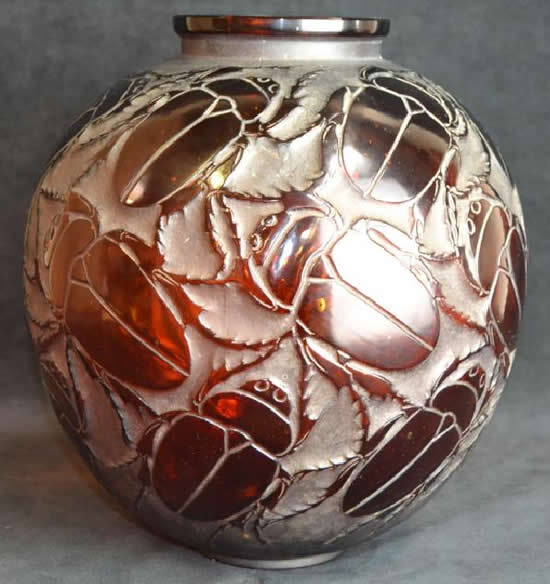 R. Lalique Gros Scarabees Vase