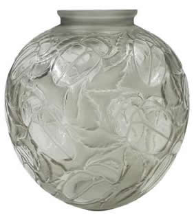 R. Lalique Gros Scarabees Vase