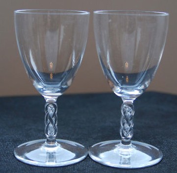 R. Lalique Guebwiller Stem
