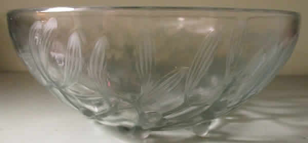 R. Lalique Gui Bowl