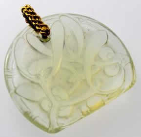 R. Lalique Gui Pendentif