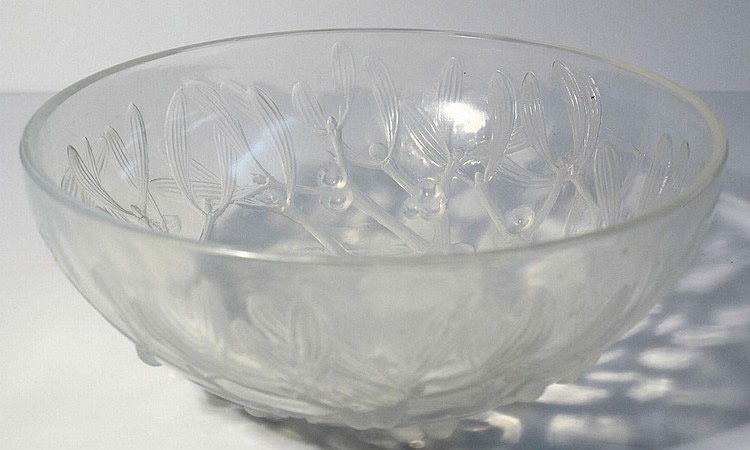 R. Lalique Gui Bowl