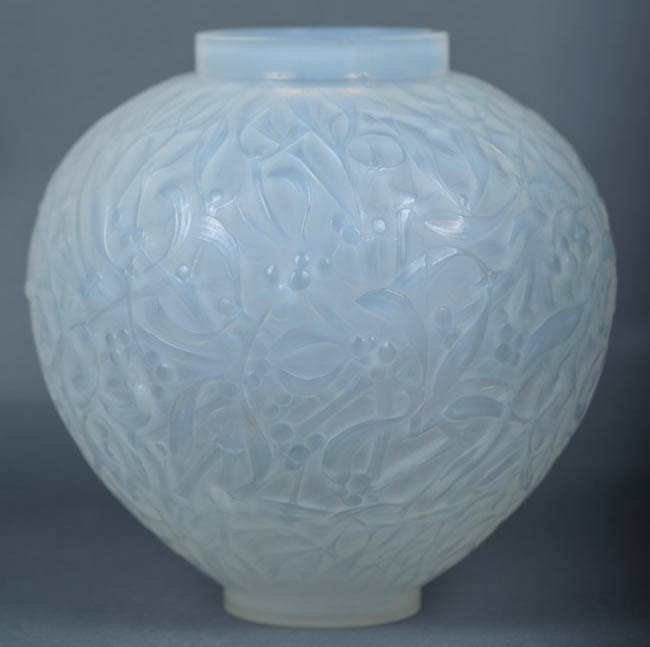 R. Lalique Gui Vase
