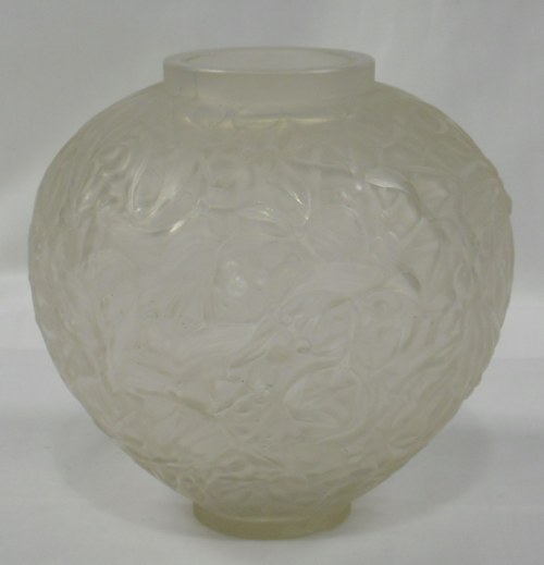R. Lalique Gui Vase