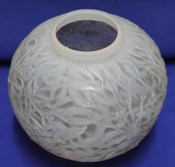 R. Lalique Gui Vase
