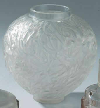 R. Lalique Gui Vase