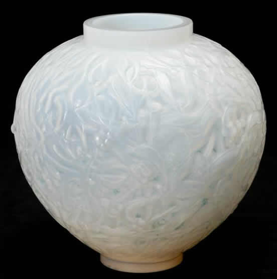 R. Lalique Gui Vase