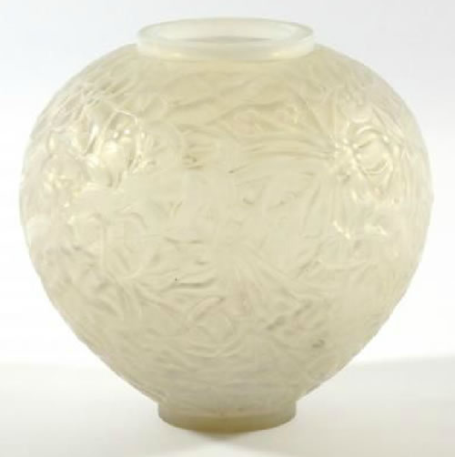 R. Lalique Gui Vase