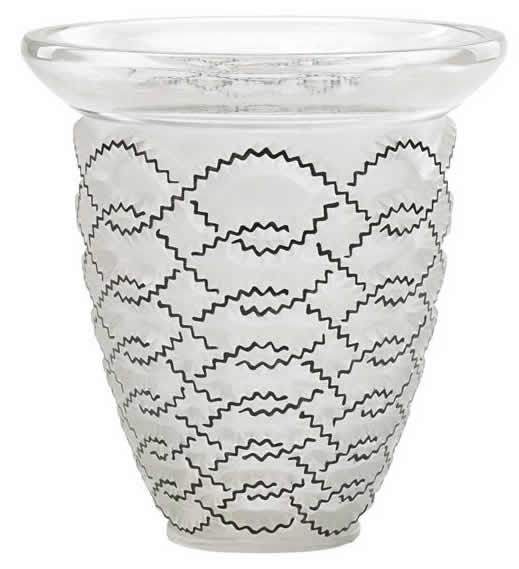 R. Lalique Guirlandes Vase