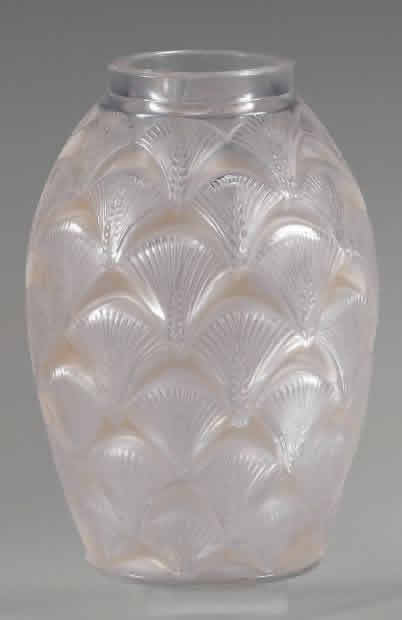 R. Lalique Herblay Vase