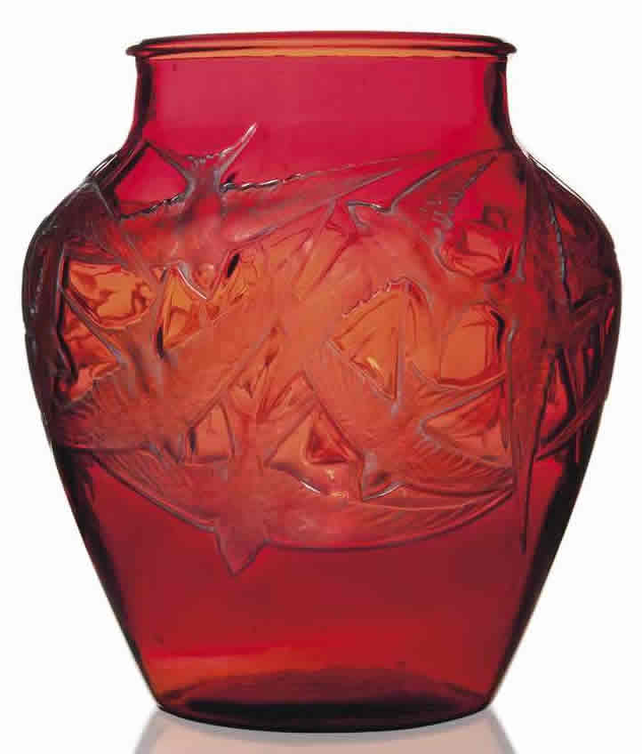 R. Lalique Hirondelles Vase