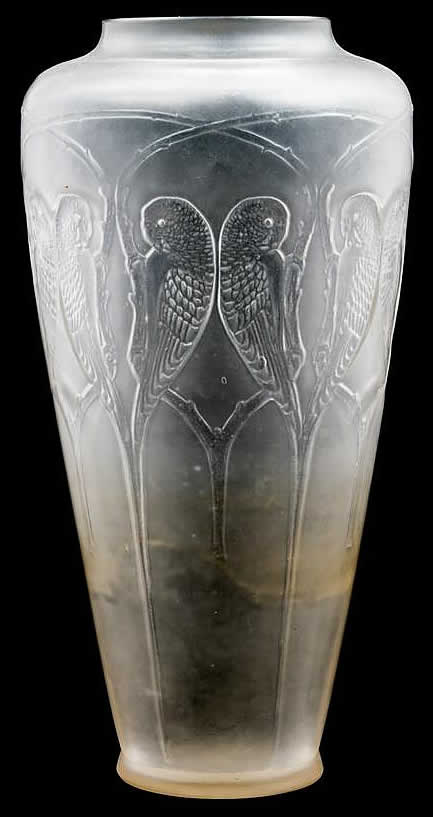 R. Lalique Inseparables Vase