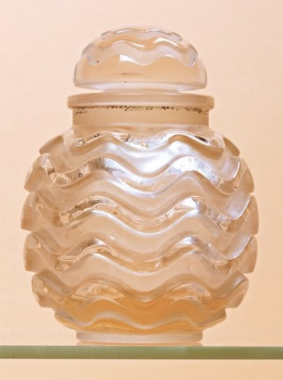 Rene Lalique Prends-Moi Pres De Toi Perfume Bottle